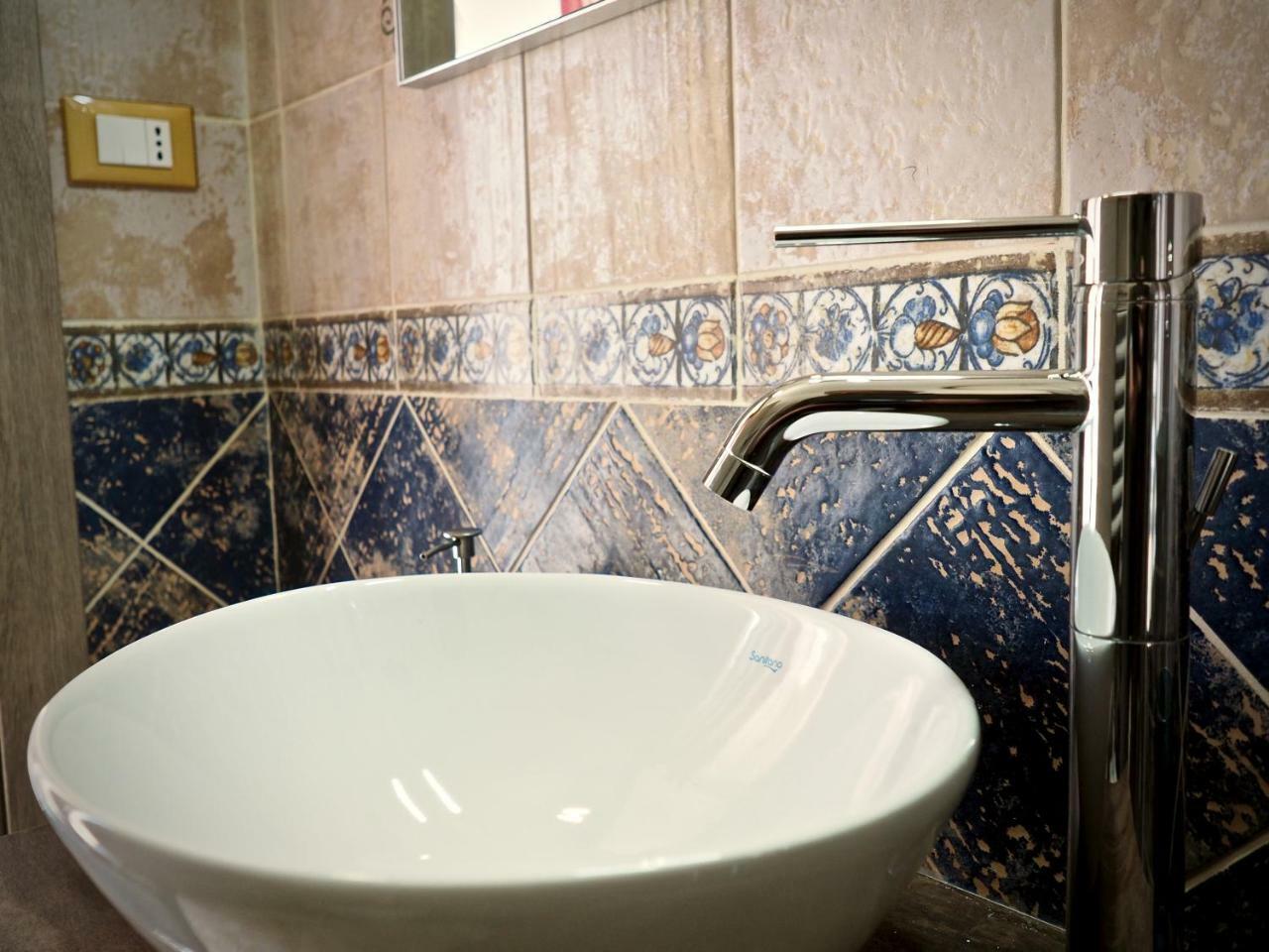 Romantic Suite Con Vista San Donato Genoa Exterior photo